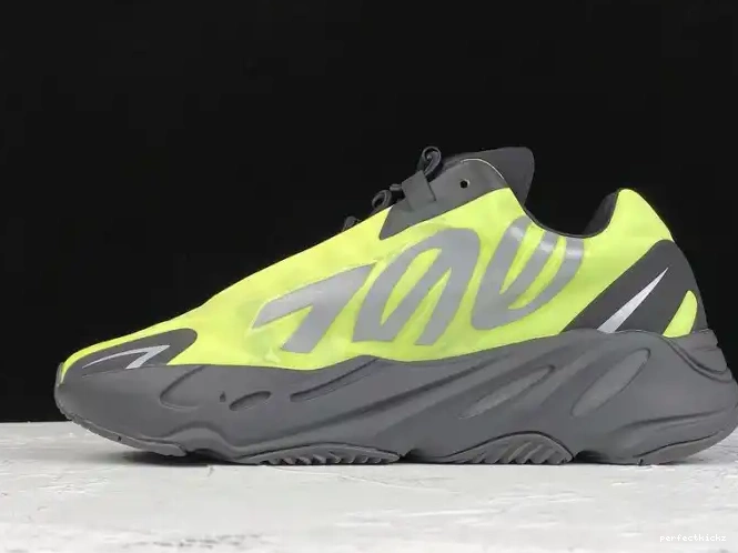 Phosphor FY3727 Yeezy MNVN 700 Adidas Boost 0607
